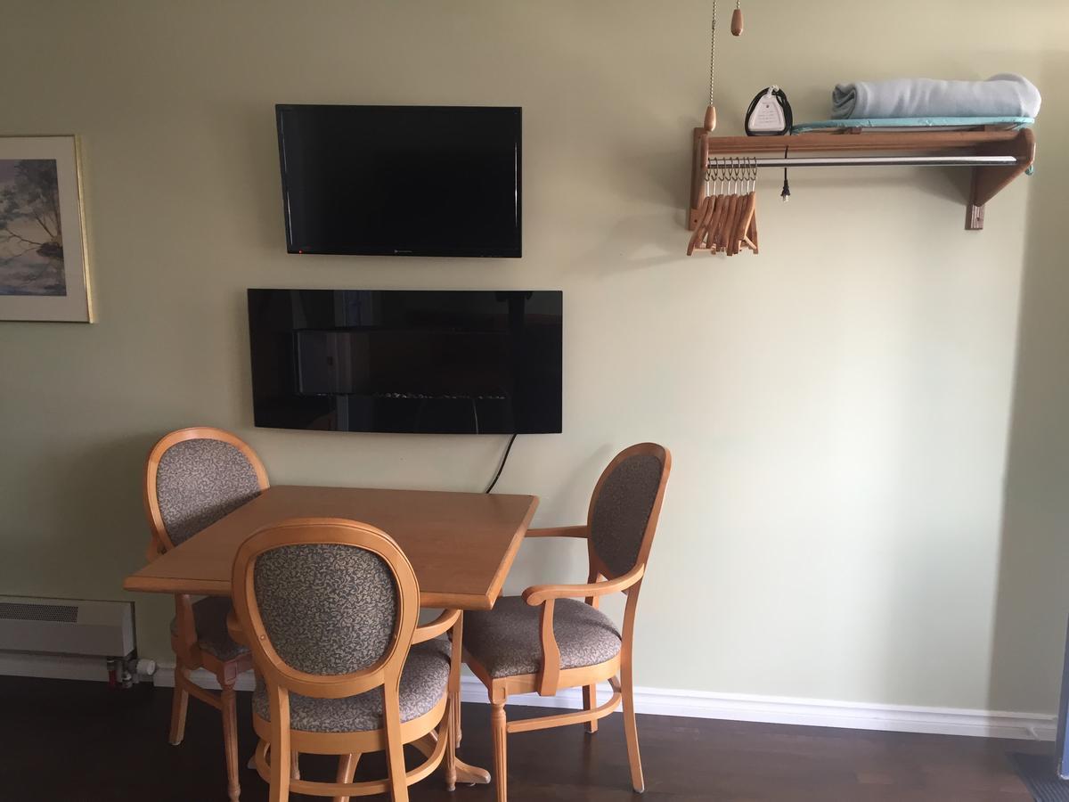 My Friends Inn Manitoulin Manitowaning 외부 사진
