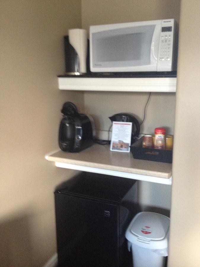 My Friends Inn Manitoulin Manitowaning 외부 사진