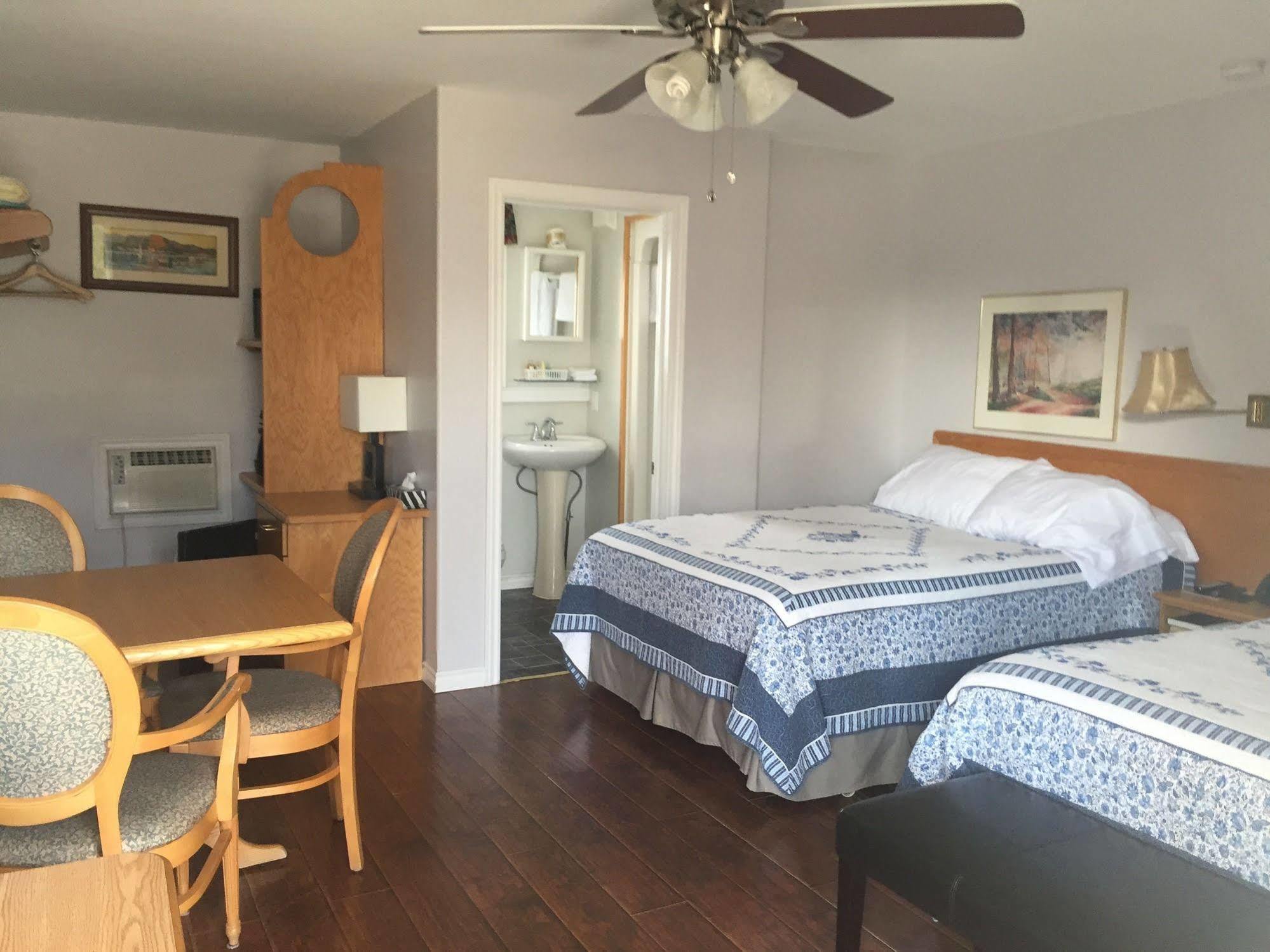 My Friends Inn Manitoulin Manitowaning 외부 사진